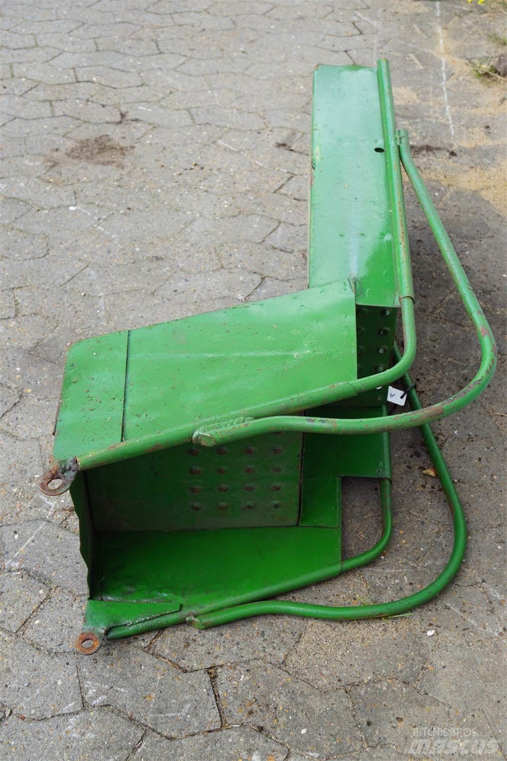 John Deere 952 Кабины
