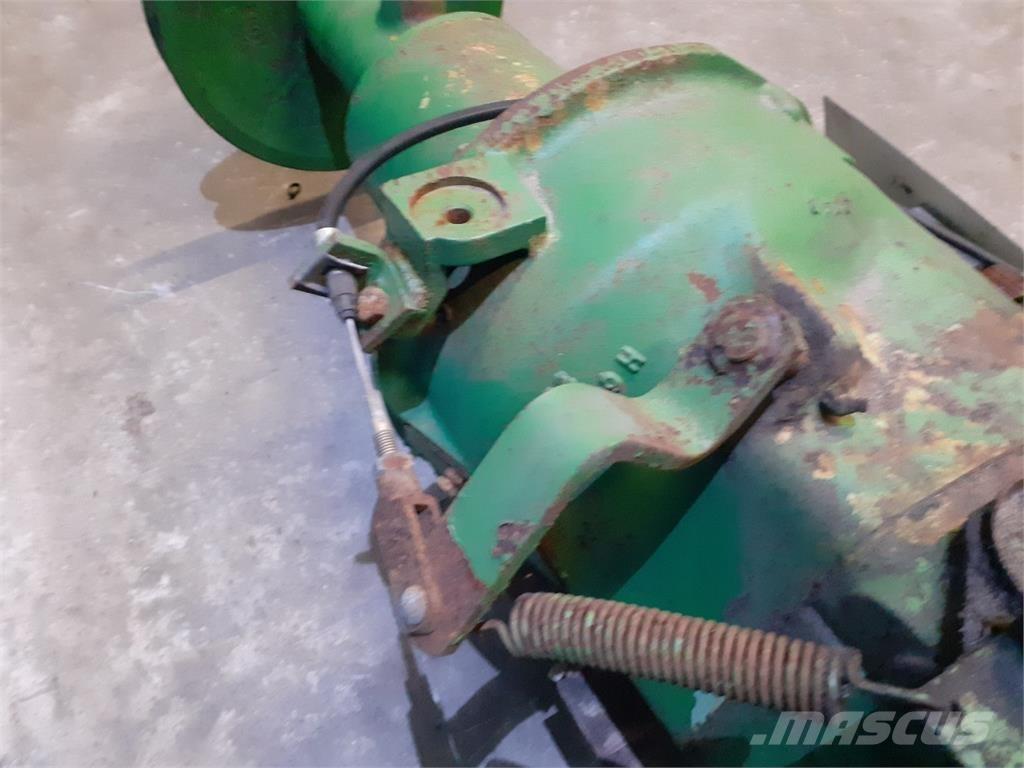 John Deere 955 Трансмиссии