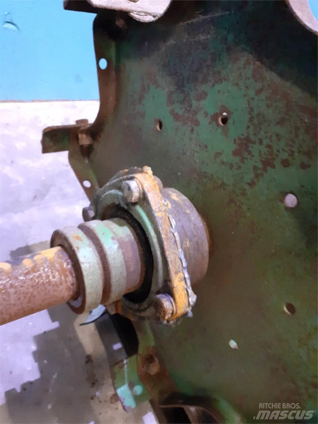 John Deere 955 Компоненты для зерноуборочных комбайнов