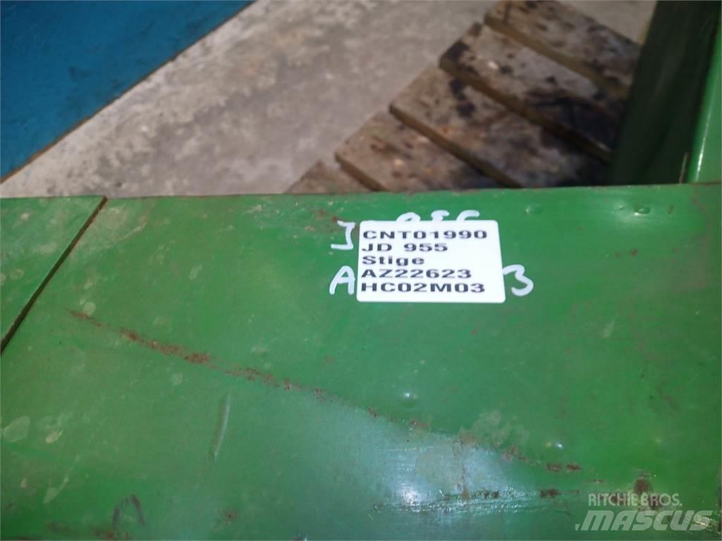 John Deere 955 Кабины