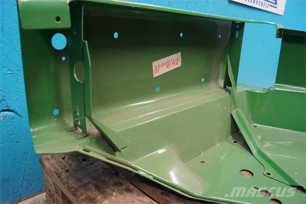 John Deere 955 Навесное оборудование и запчасти