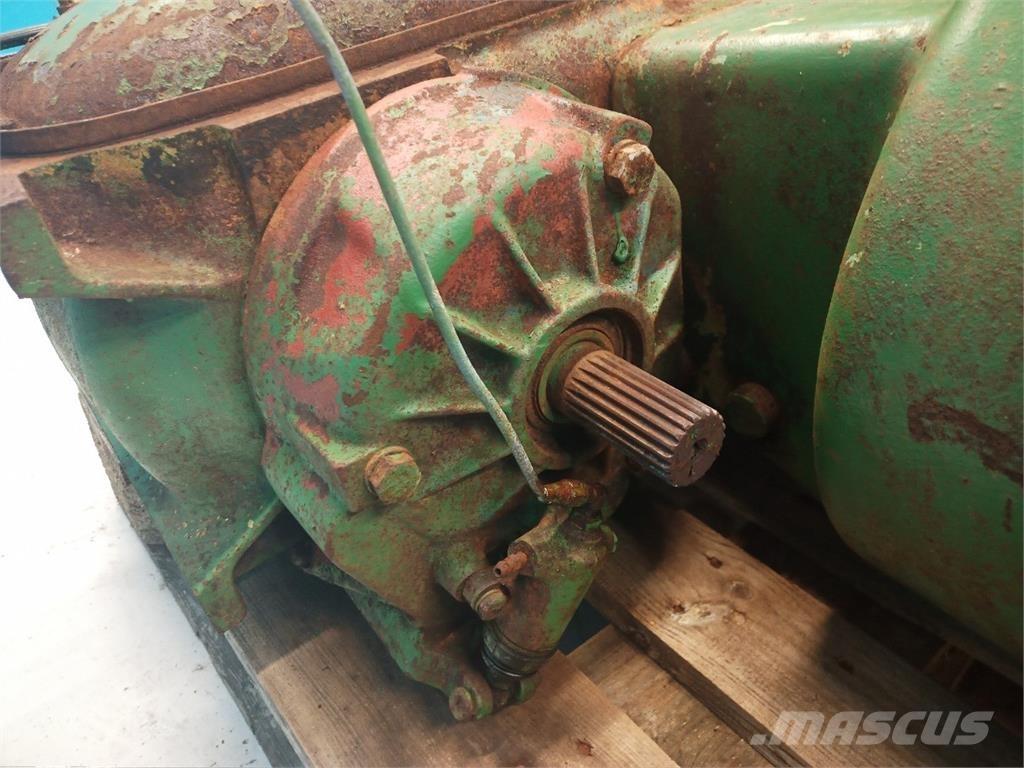 John Deere 965 Трансмиссии