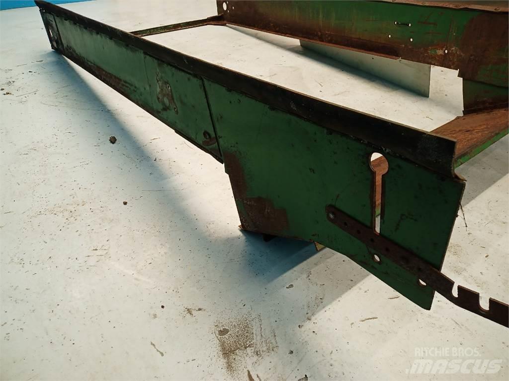 John Deere 965 Пескоразбрасыватели