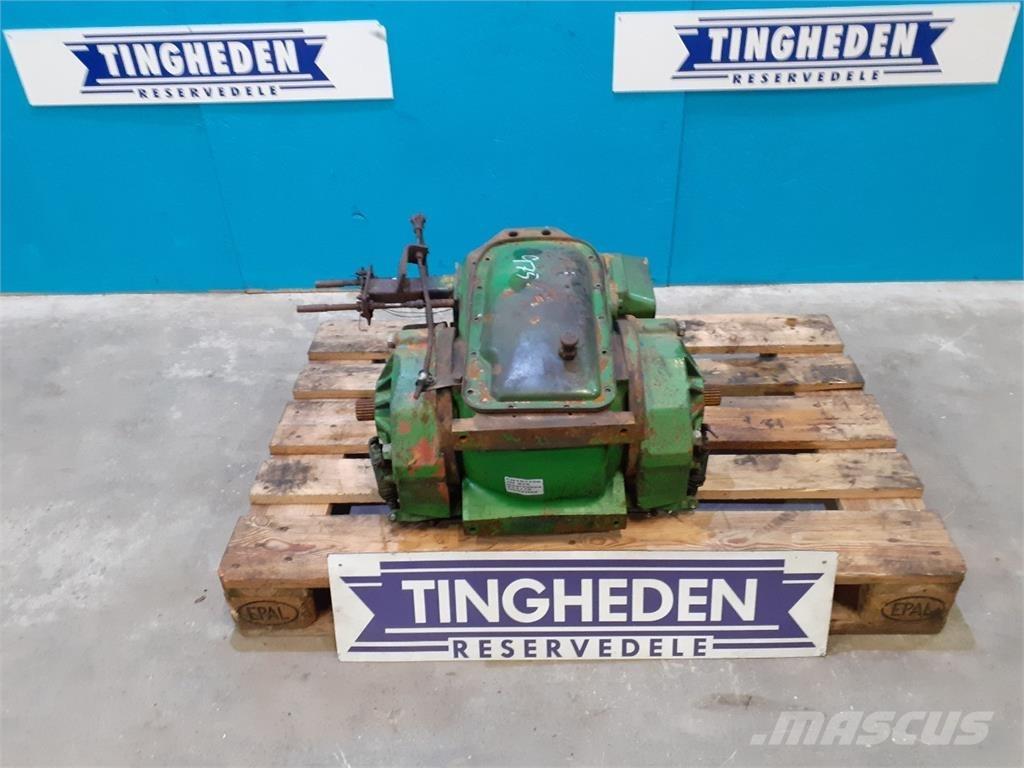 John Deere 975 Трансмиссии