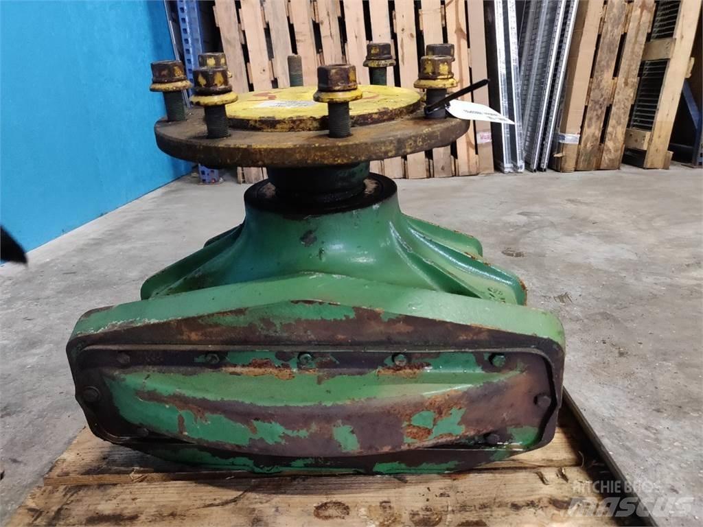 John Deere 975 Компоненты для зерноуборочных комбайнов