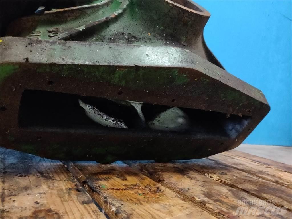 John Deere 975 Компоненты для зерноуборочных комбайнов