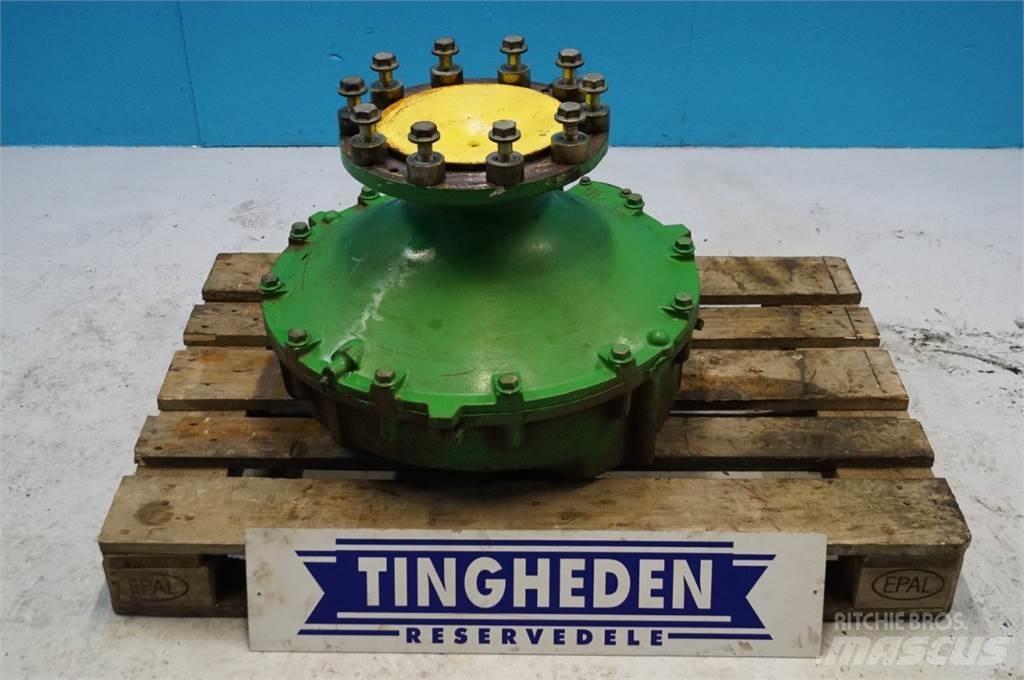 John Deere 9780 Компоненты для зерноуборочных комбайнов