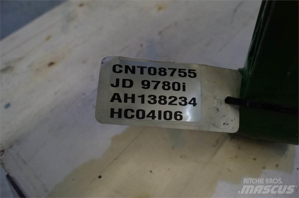John Deere 9780 Пескоразбрасыватели