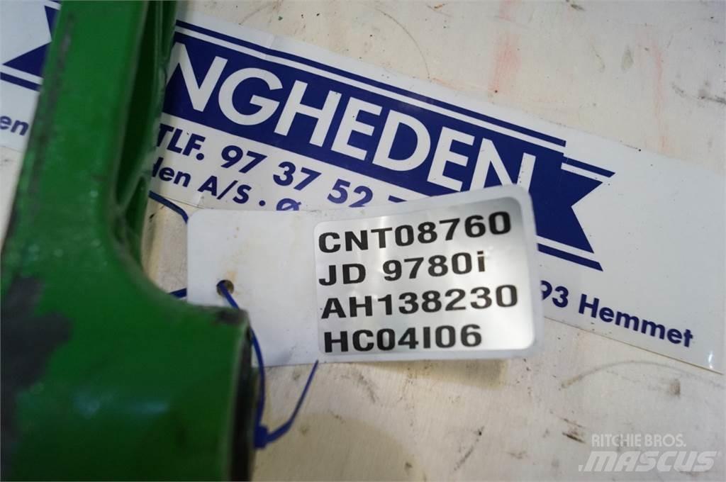 John Deere 9780 Пескоразбрасыватели