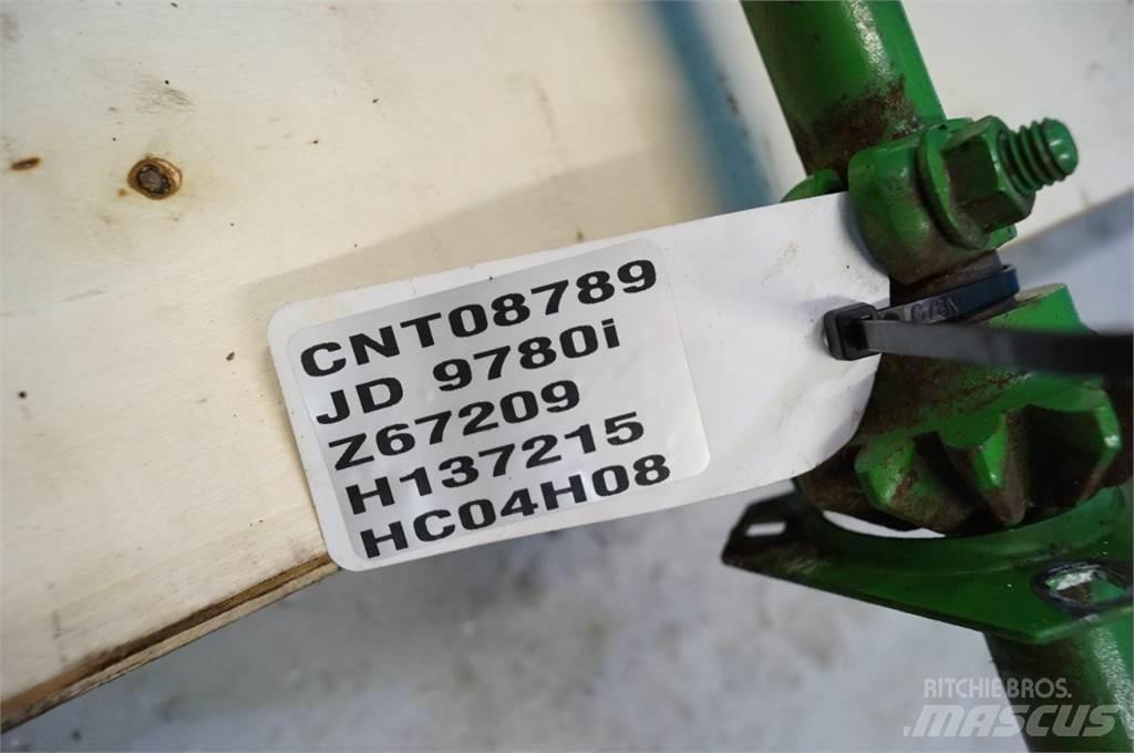 John Deere 9780 Пескоразбрасыватели