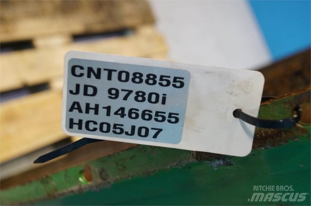 John Deere 9780 Пескоразбрасыватели
