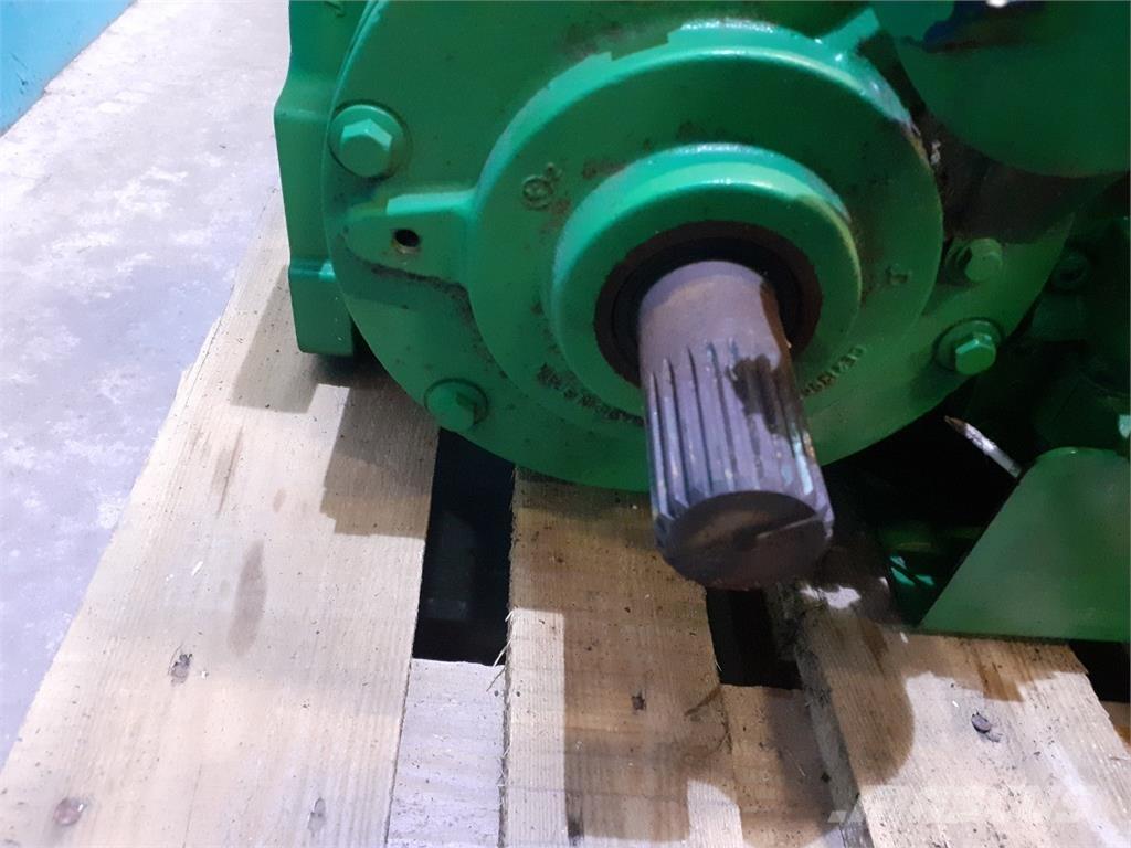 John Deere S670 Трансмиссии