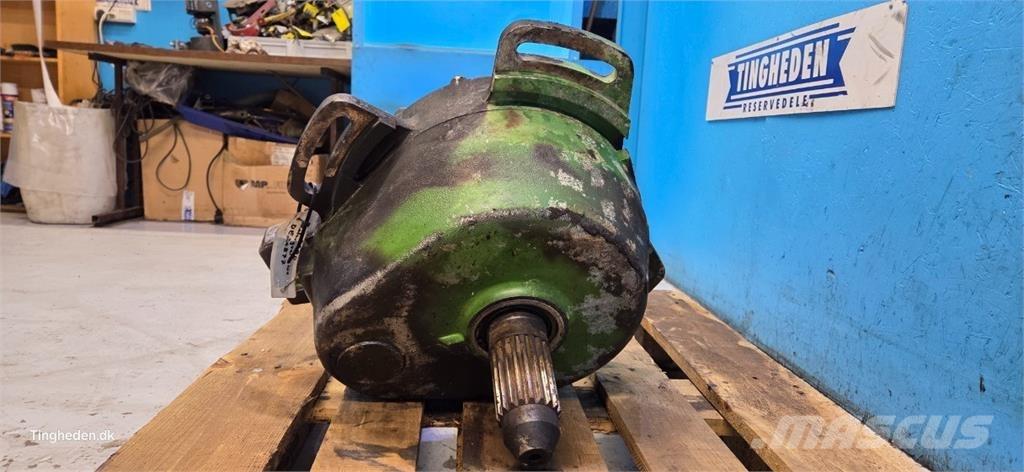 John Deere S690 Трансмиссии