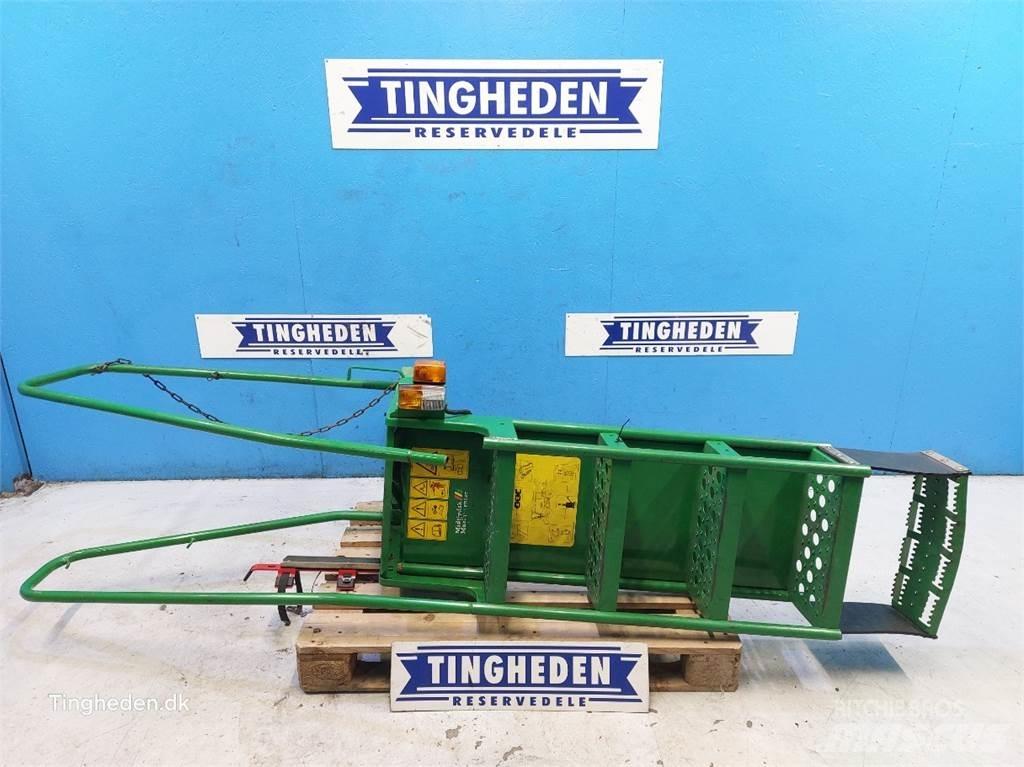John Deere T660I Кабины