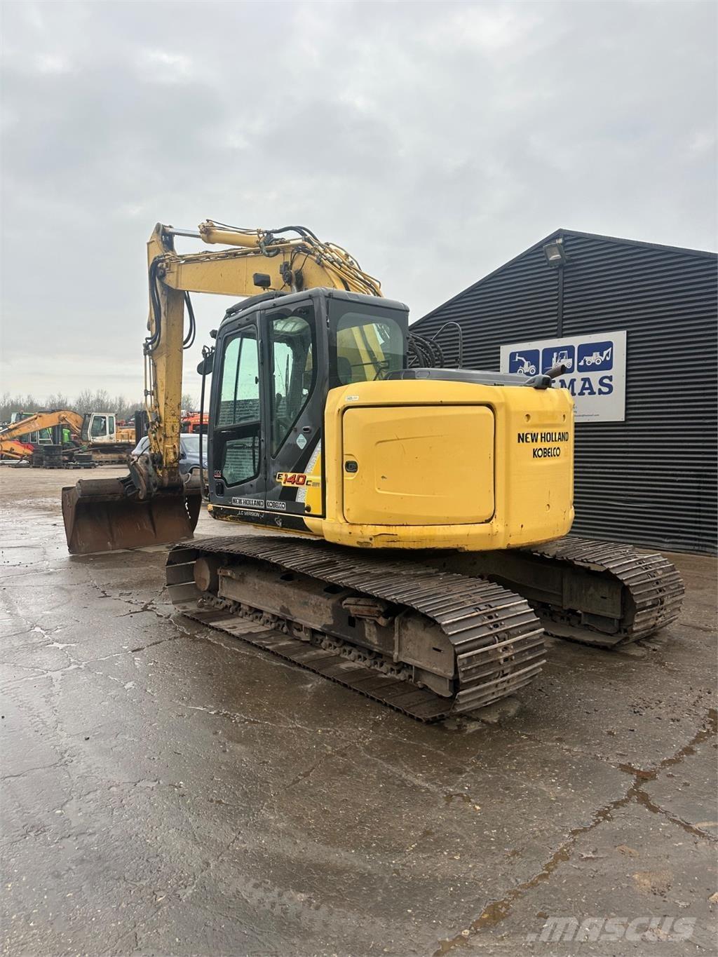 Kobelco E140CSR Гусеничные экскаваторы