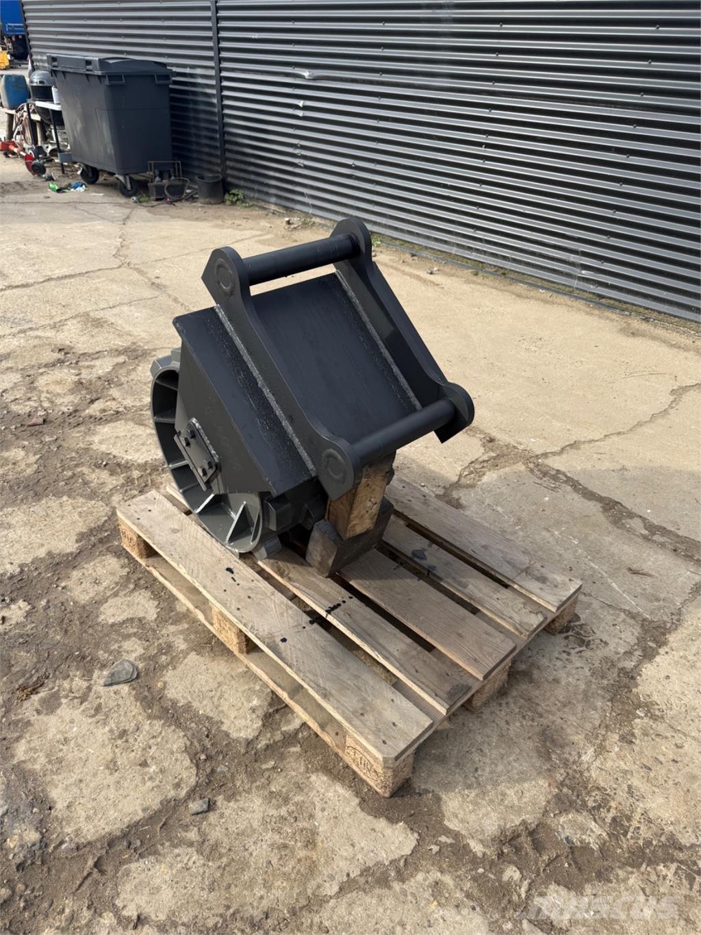  Kompakterhjul Виброплиты и вибротрамбовки