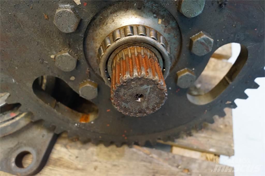 Kuhn Fodervogn Кормораздатчики