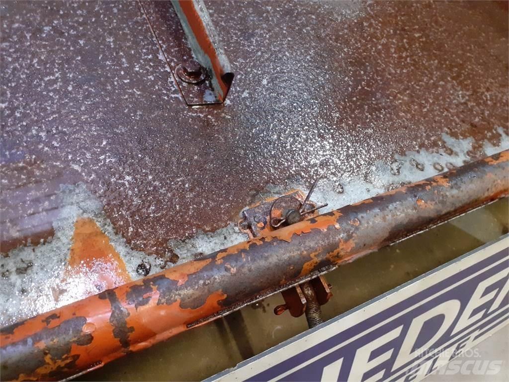 Laverda 3650 Пескоразбрасыватели