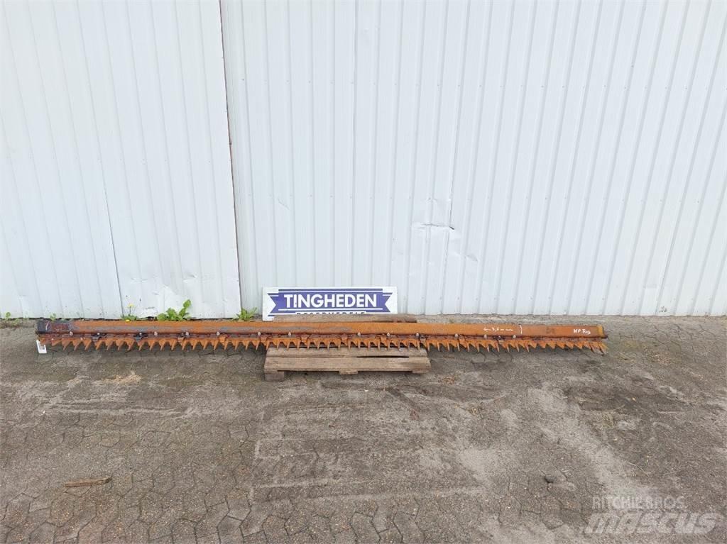 MacDon D60 Компоненты для зерноуборочных комбайнов