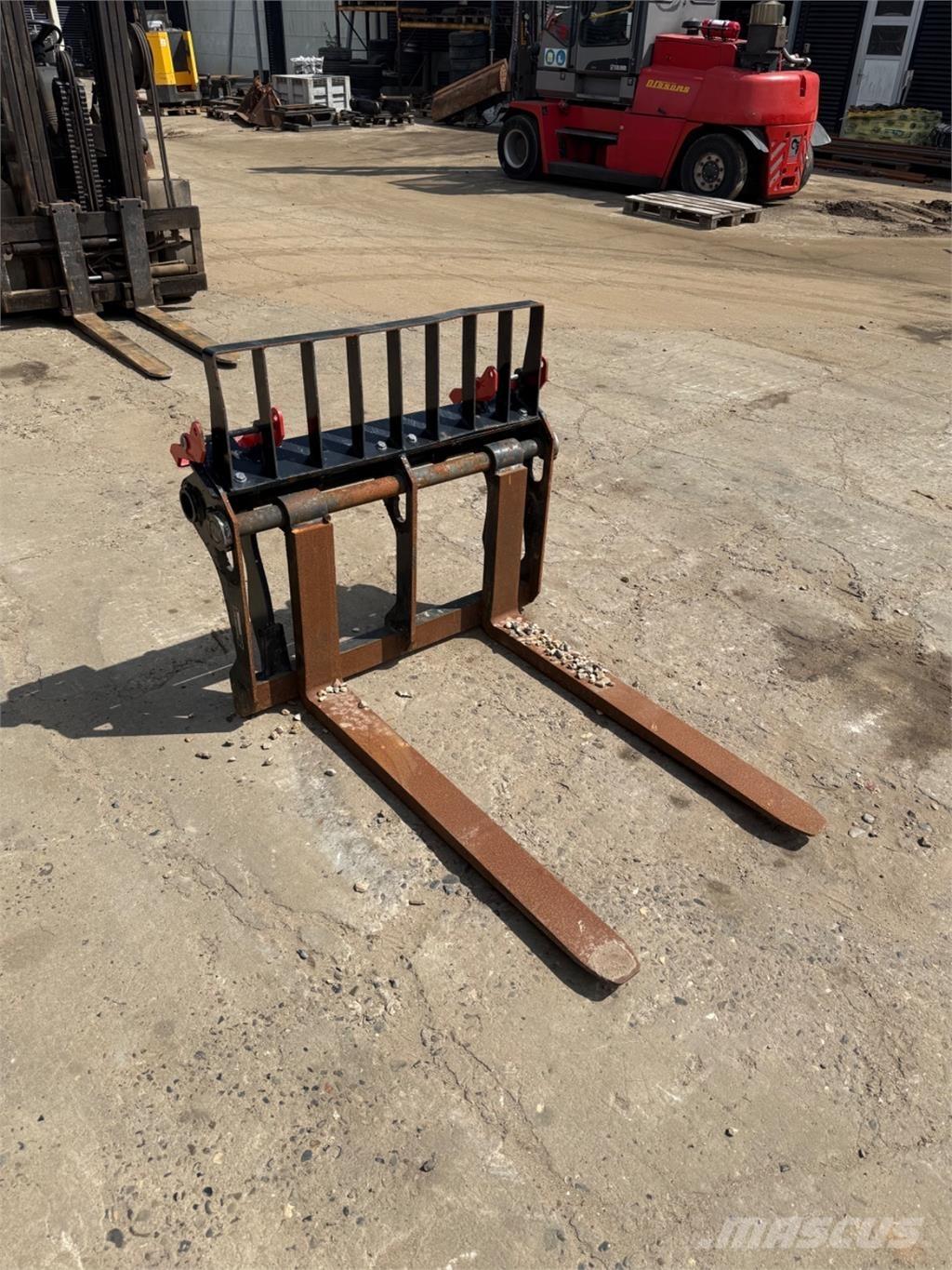 Manitou 625 Паллетные вилы для фронтальных погрузчиков