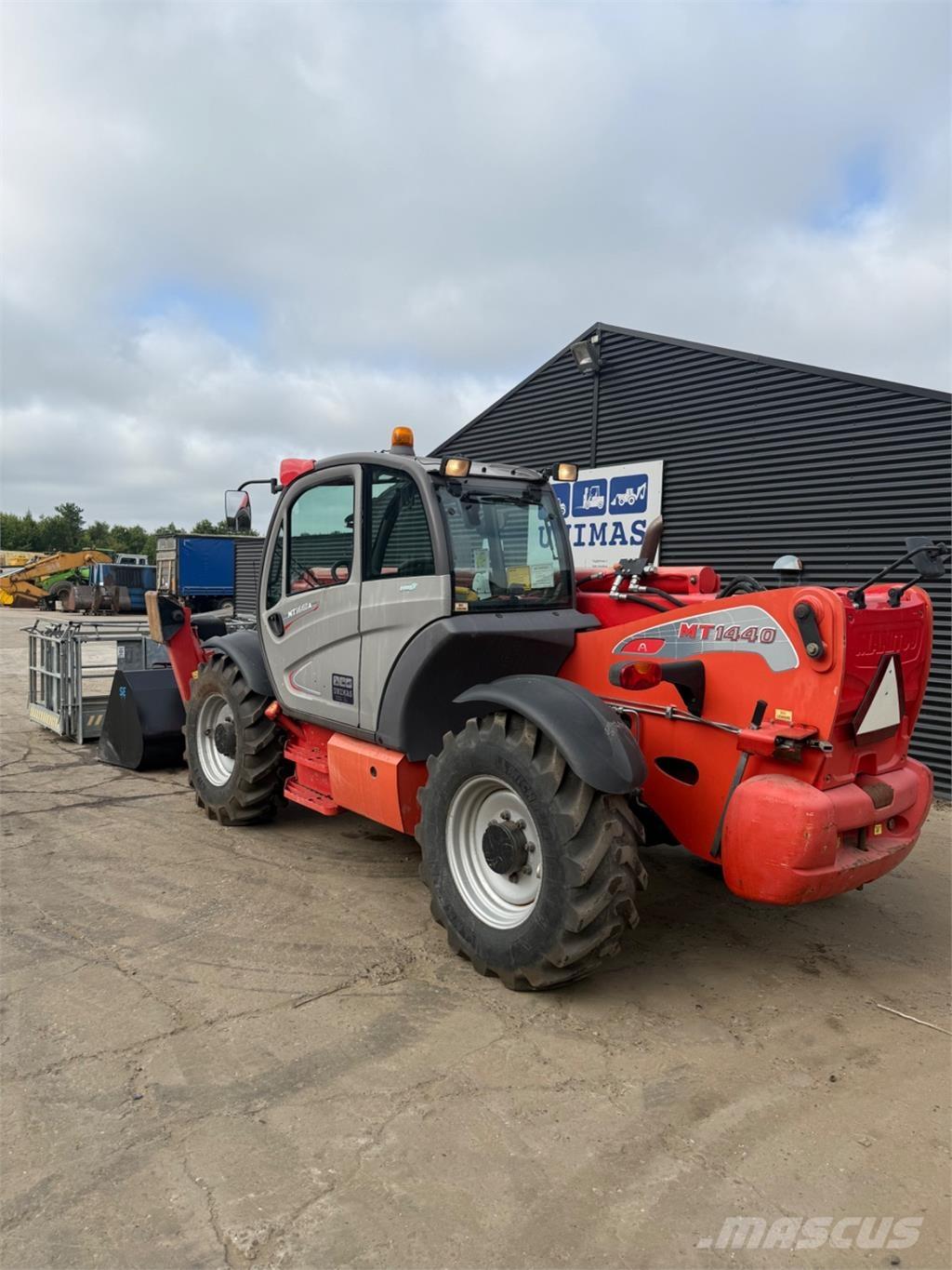 Manitou MT1440 Телескопические погрузчики