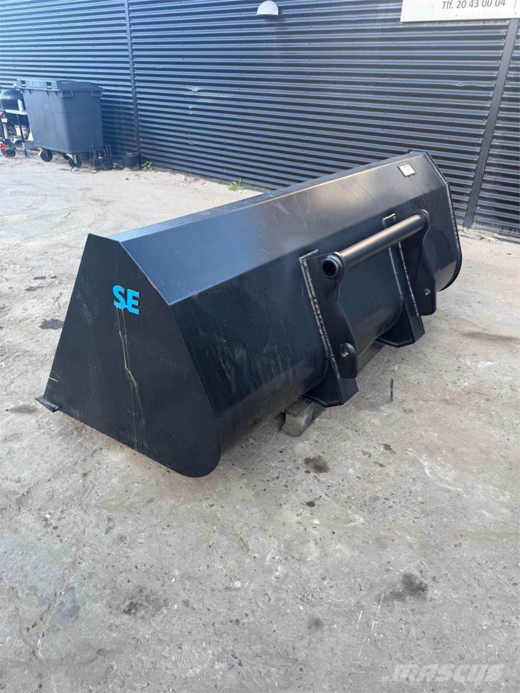 Manitou skovl Ковши