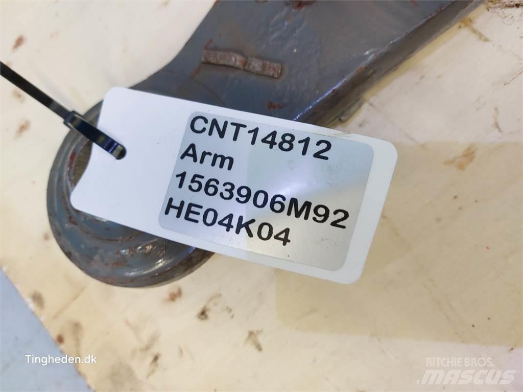 Massey Ferguson  Навесное оборудование и запчасти