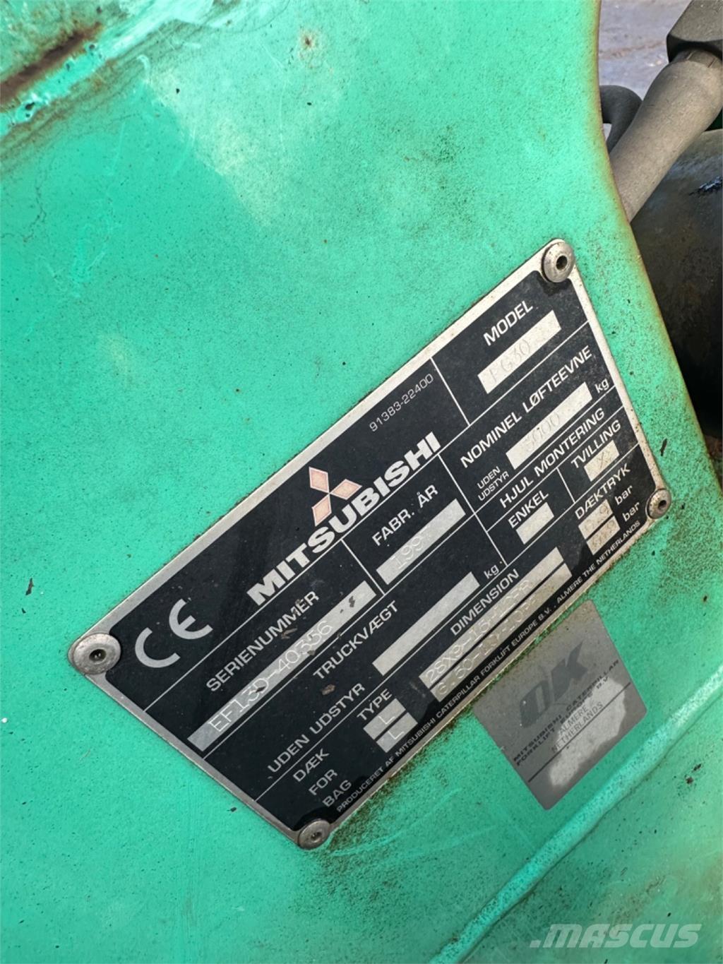 Mitsubishi FG30 Газовые погрузчики
