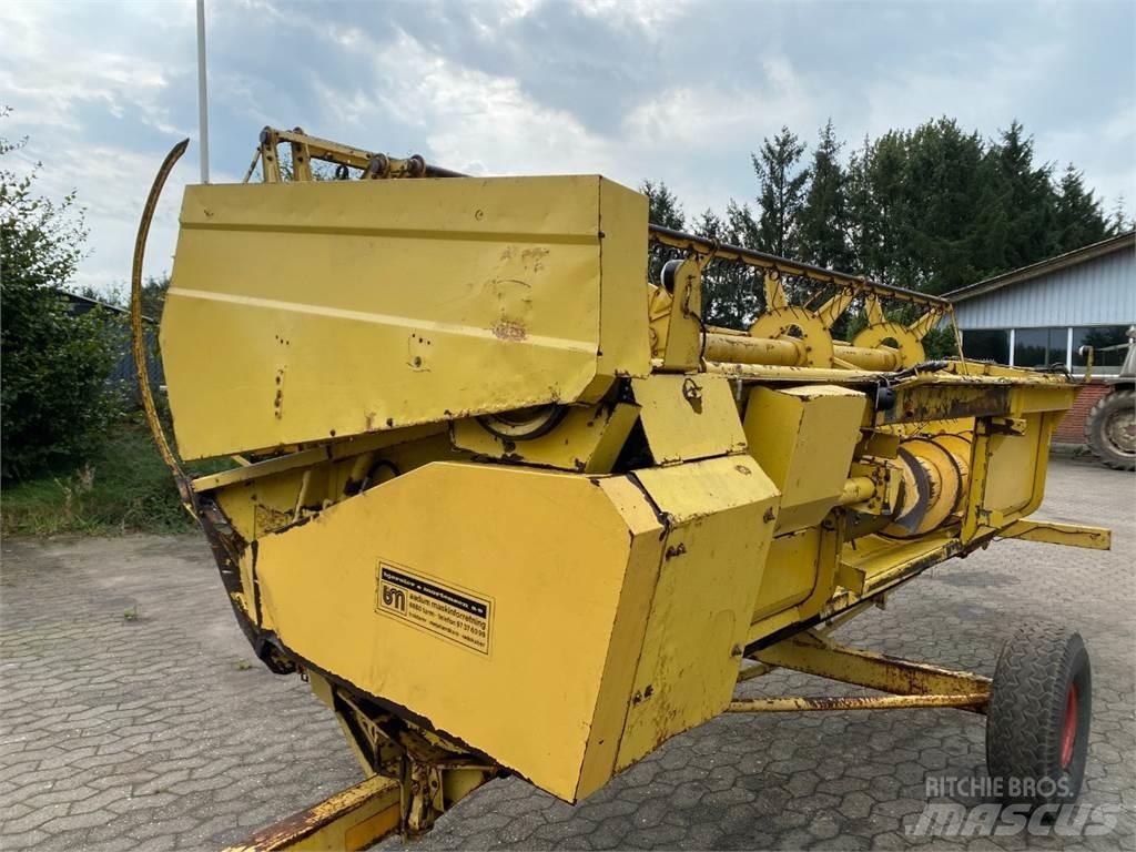 New Holland 15 Компоненты для зерноуборочных комбайнов