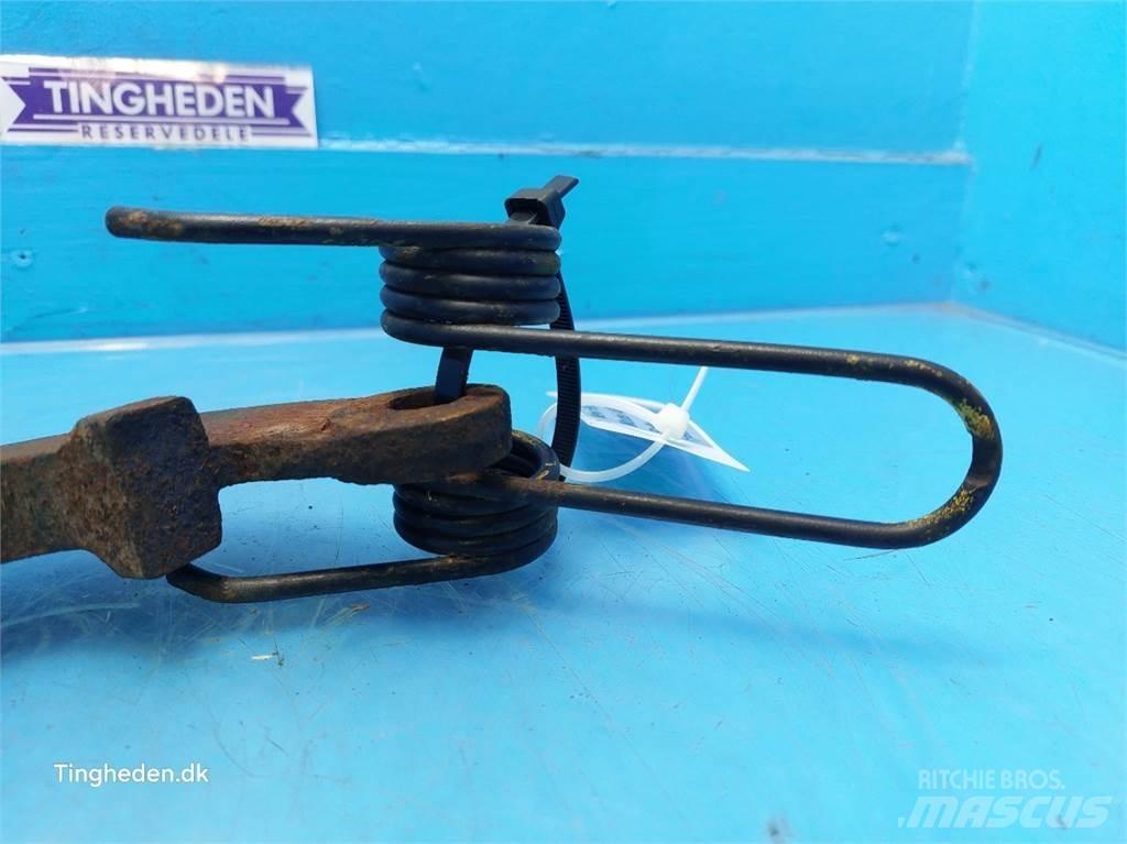 New Holland 4860 Сельхозтехника - Другие