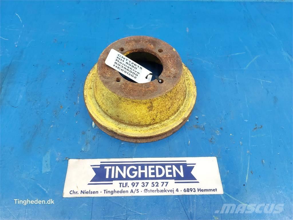 New Holland 8080 Сельхозтехника - Другие