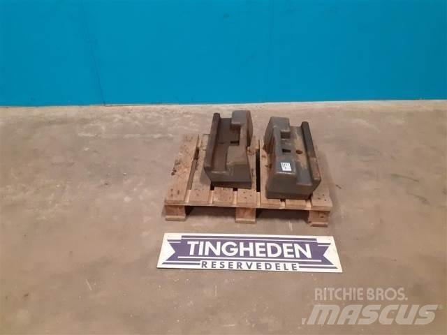 New Holland 8340 Передние весы