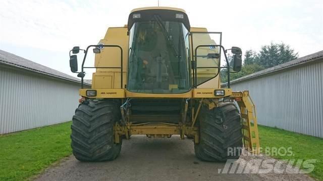 New Holland TF78 Зерноуборочные комбайны