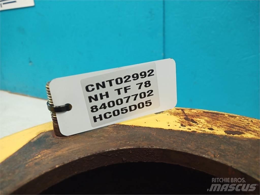New Holland TF78 Сельхозтехника - Другие