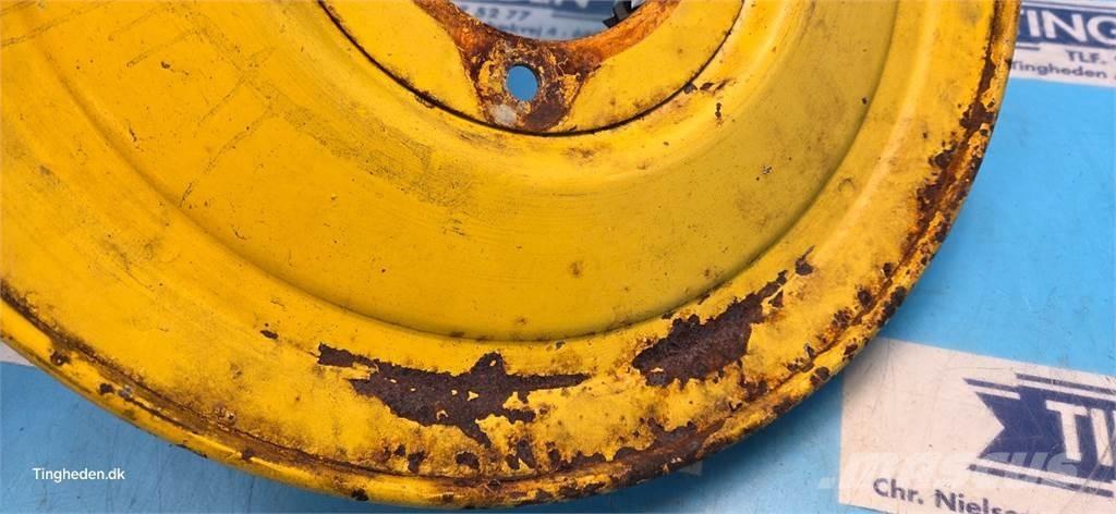 New Holland TX30 Сельхозтехника - Другие