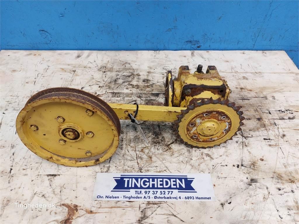 New Holland TX36 Трансмиссии