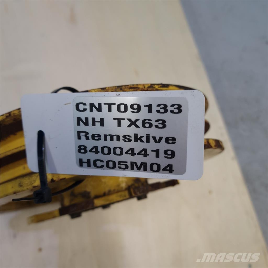 New Holland TX63 Сельхозтехника - Другие