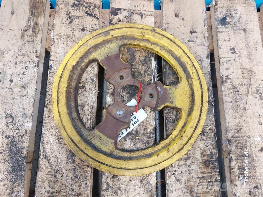 New Holland TX63 Сельхозтехника - Другие