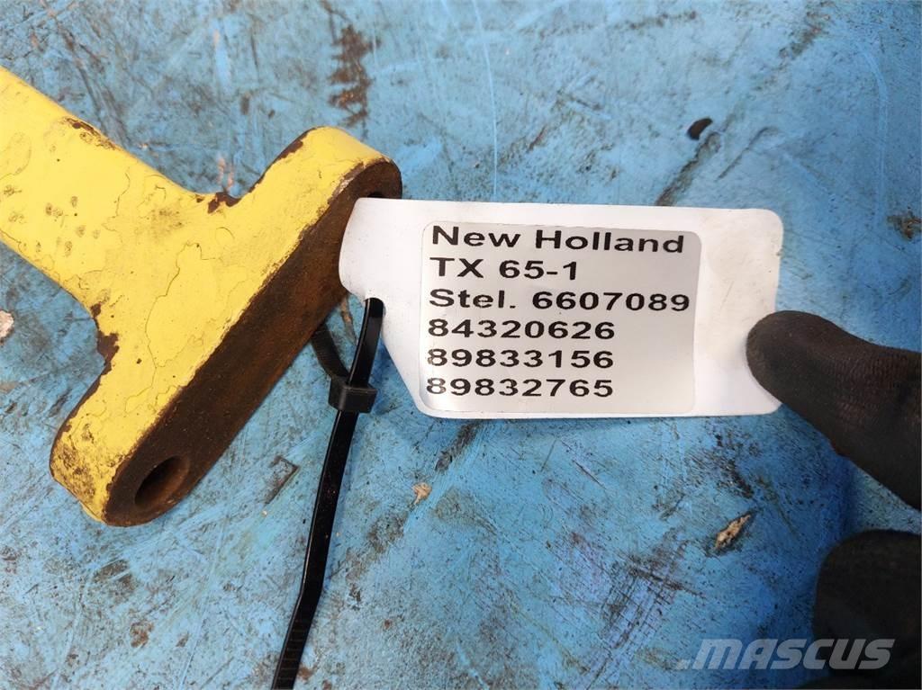 New Holland TX65 Пескоразбрасыватели