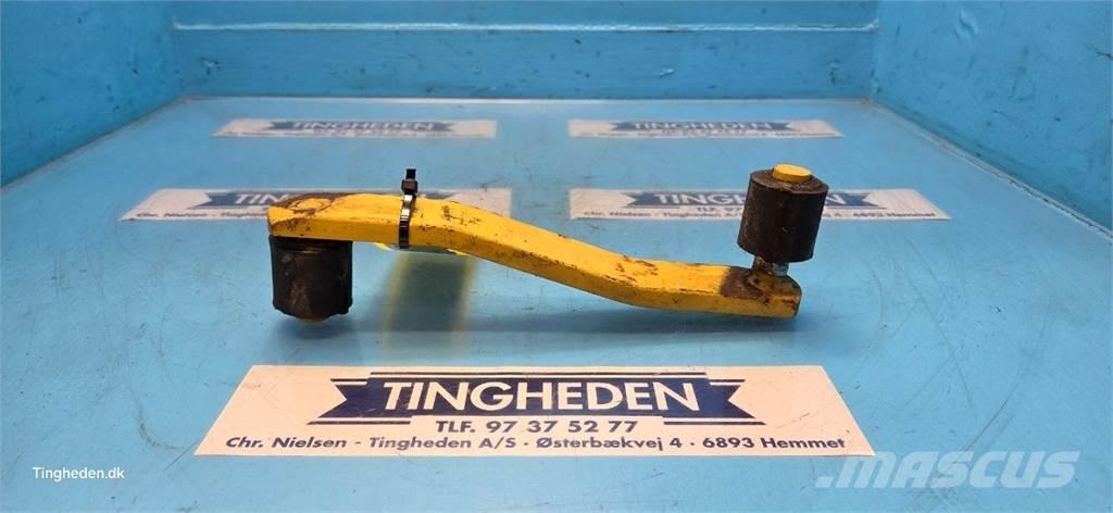 New Holland TX68 Пескоразбрасыватели