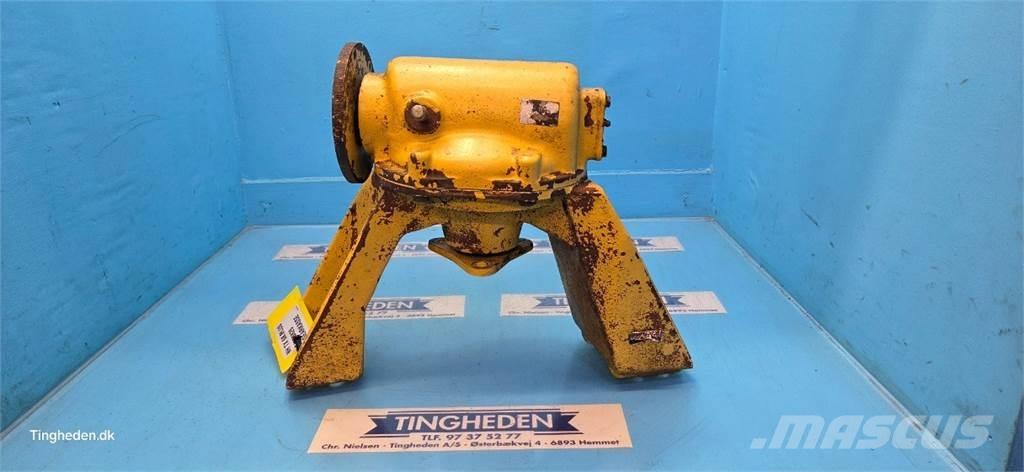 New Holland TX68 Трансмиссии