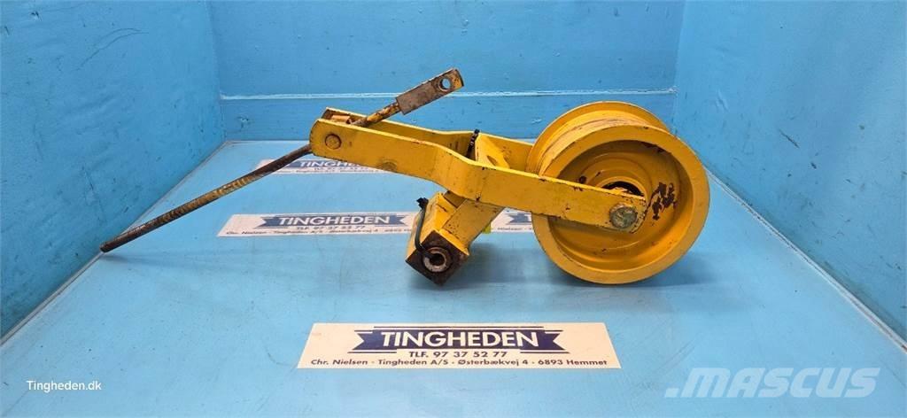 New Holland TX68 Пескоразбрасыватели
