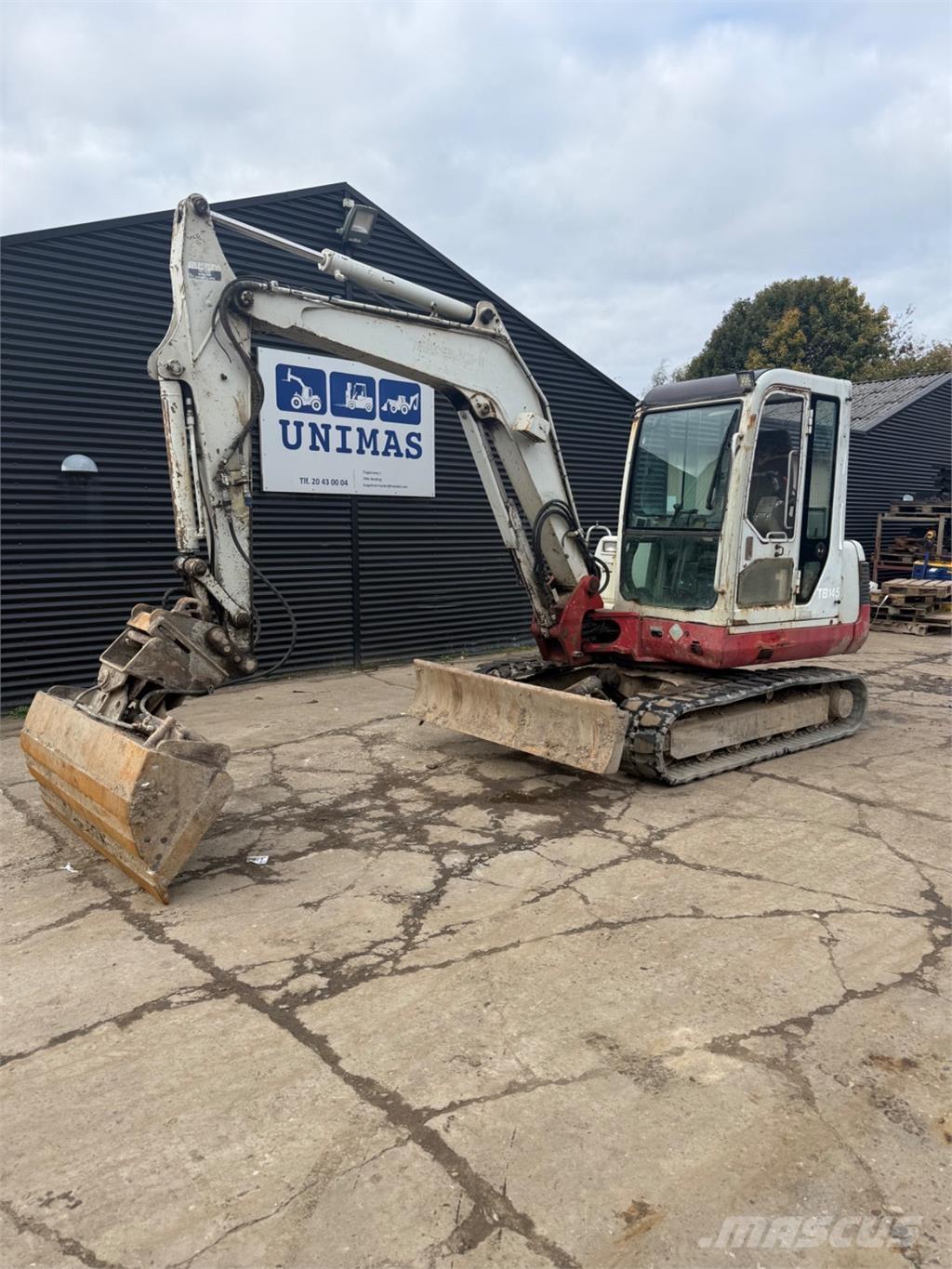 Takeuchi TB145 Гусеничные экскаваторы