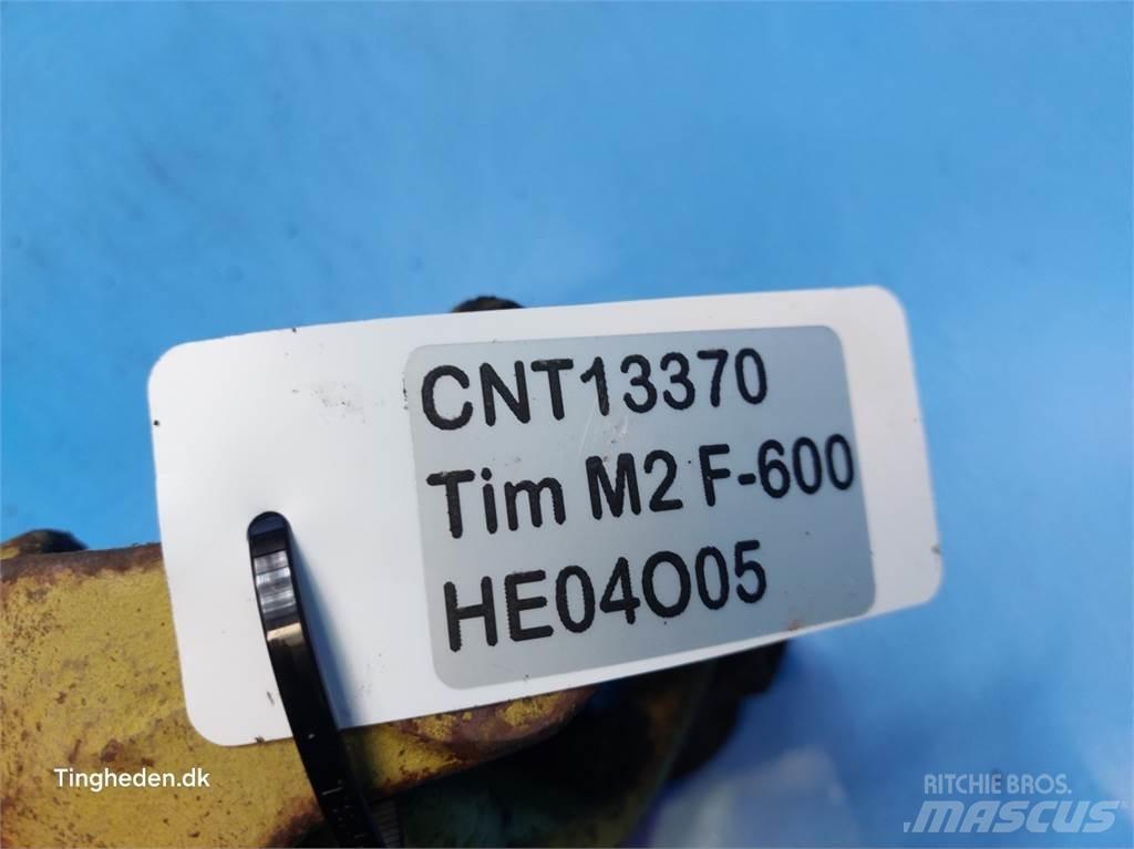 Tim M2 F-600 Свеклоуборочные комбайны
