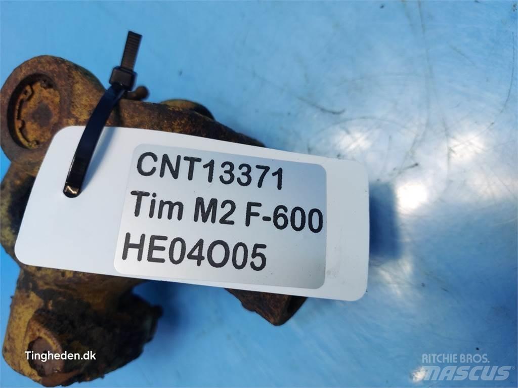 Tim M2 F-600 Свеклоуборочные комбайны