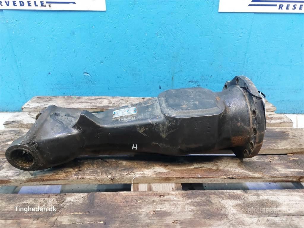 Valmet 8050 Навесное оборудование и запчасти