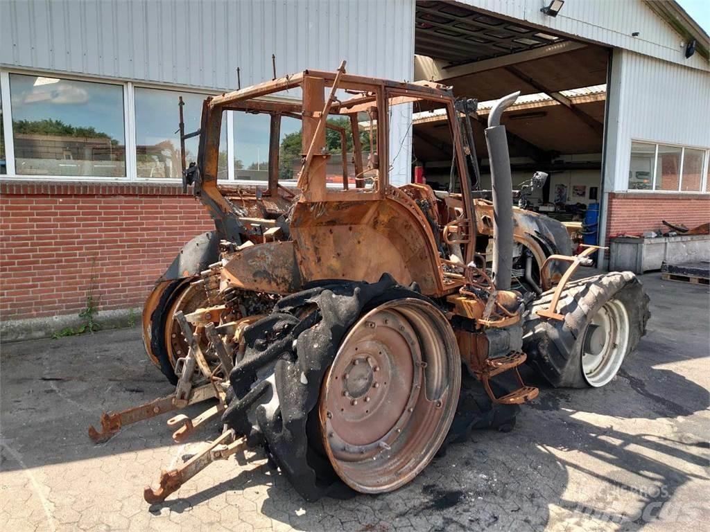 Valtra T213 Трактора