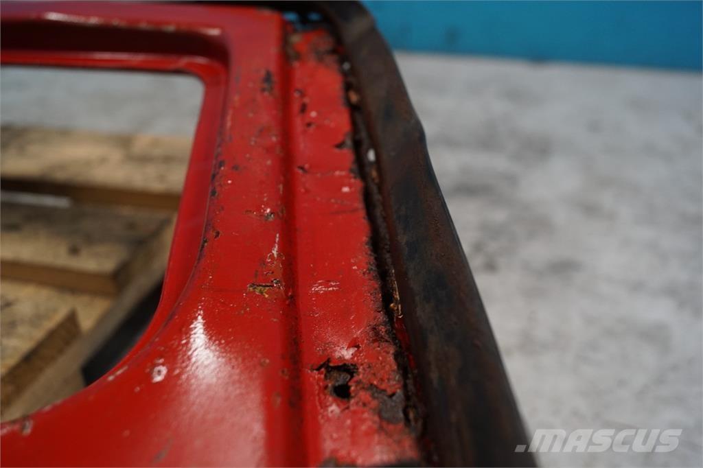 Volvo 650 Кабины