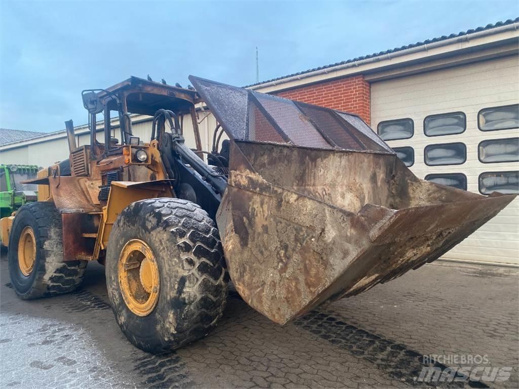 Volvo L120 Фронтальные погрузчики