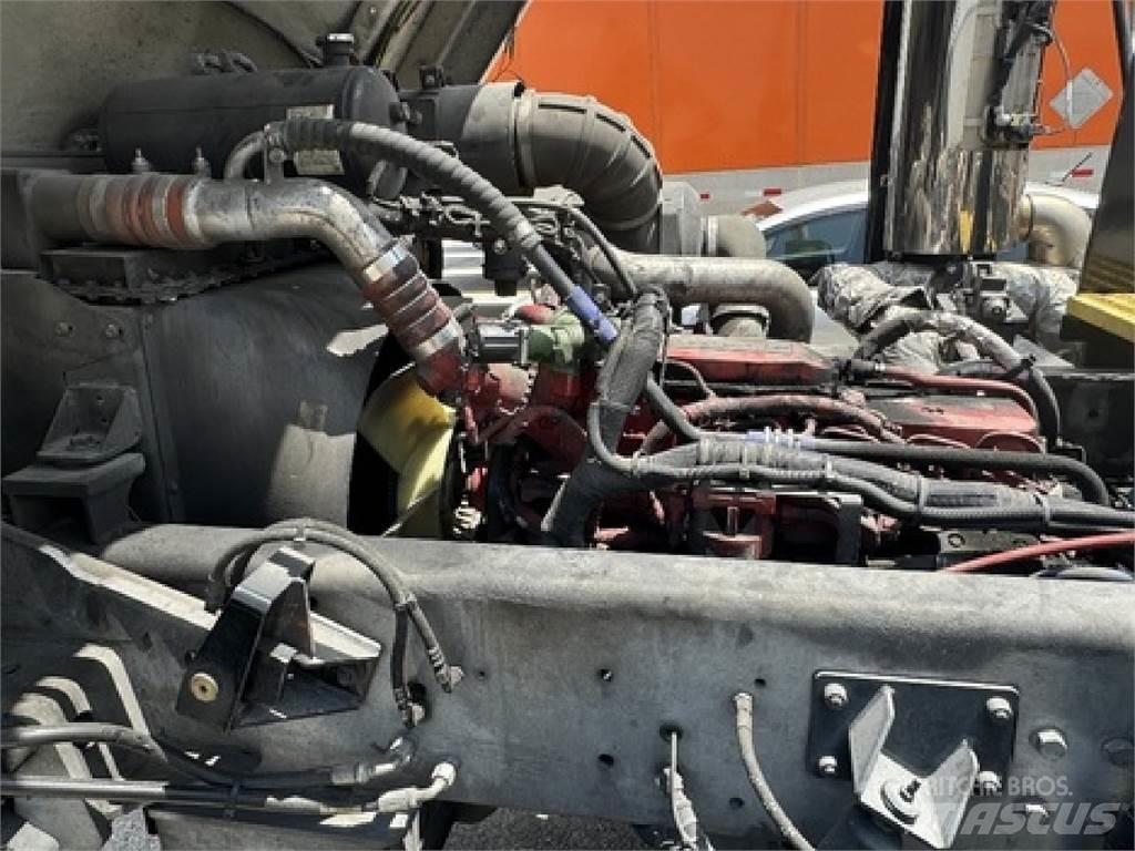 Autocar ACTT42 Терминальные тягачи